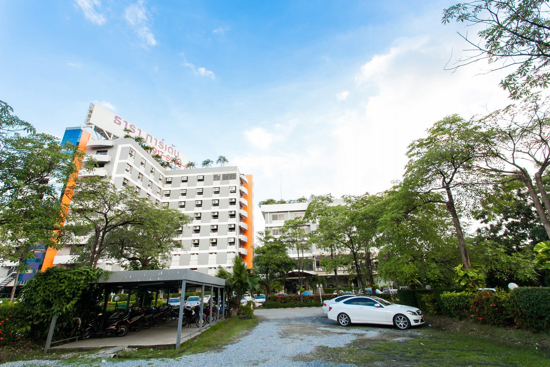 Tara Garden Hotel