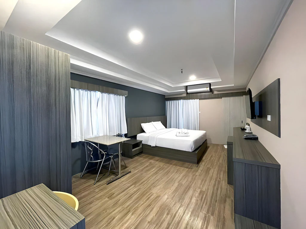 Grand Deluxe Room